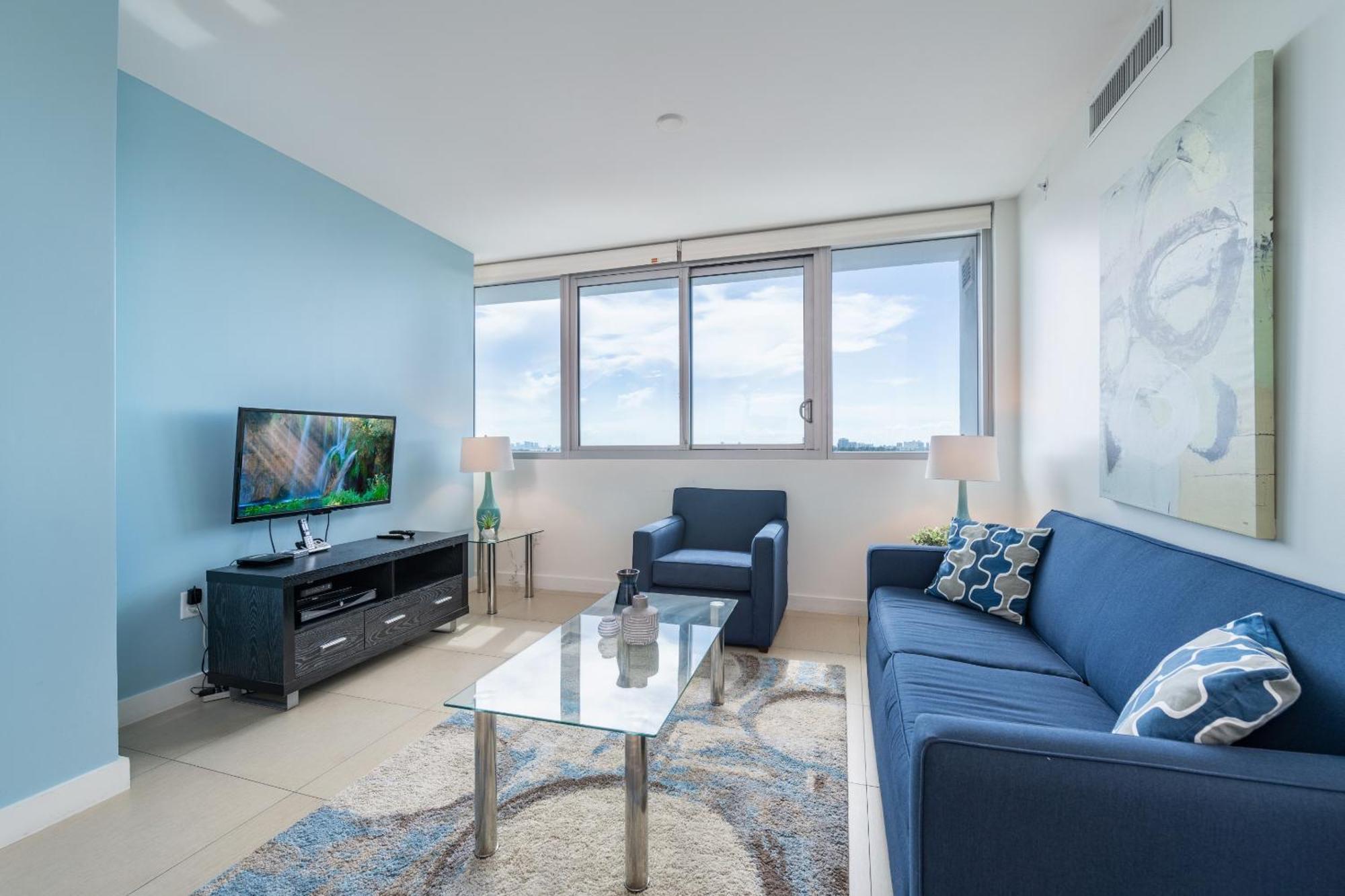 Bluebird Suites Monte Carlo Маямі-Біч Номер фото